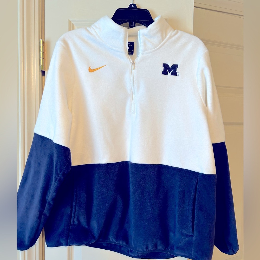Women’s Nike Michigan pullover. Quarter zip with pockets. Fleece-like material